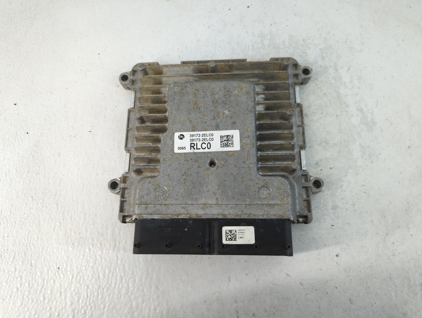 2020-2021 Kia Soul PCM Engine Control Computer ECU ECM PCU OEM P/N:39172-2ELC0 Fits Fits 2020 2021 OEM Used Auto Parts - Oem