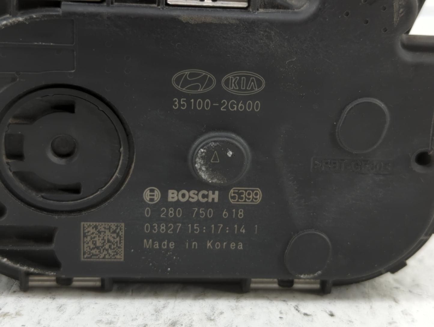 2017-2019 Kia Sportage Throttle Body P/N:0 280 750 618 35100-2G600 Fits Fits 2015 2016 2017 2018 2019 OEM Used Auto Parts -