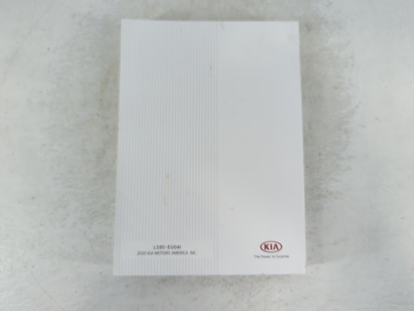 2020 Kia Telluride Owners Manual Book Guide P/N:LS95-EU04I OEM Used Auto Parts - Oemusedautoparts1.com