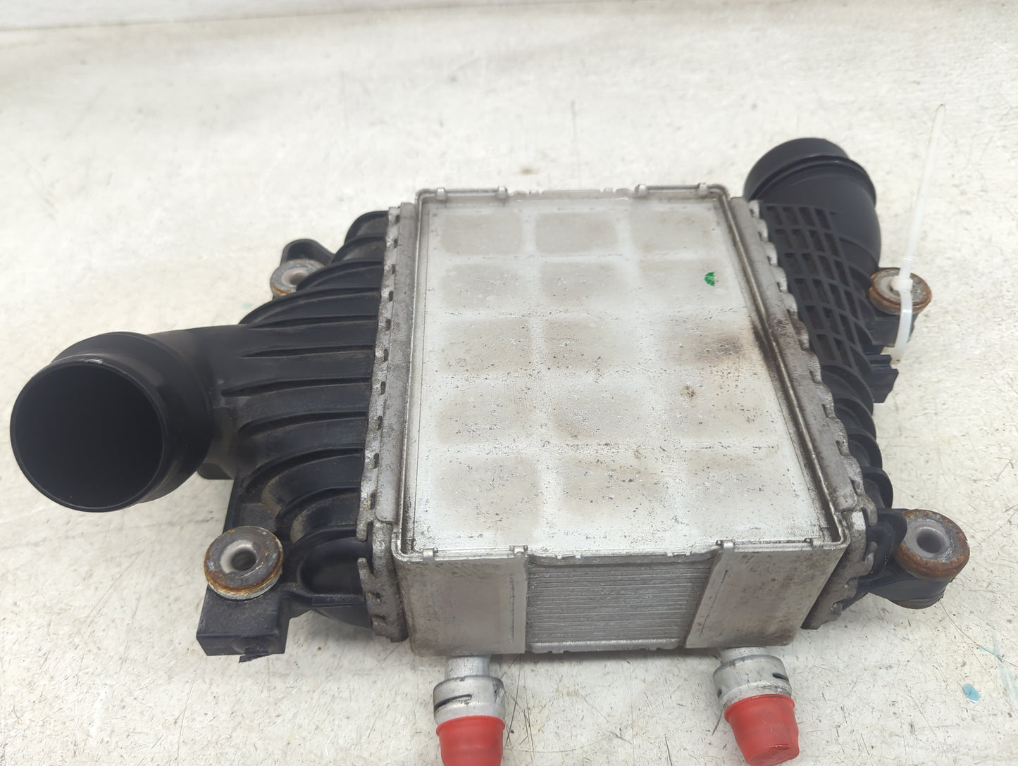 Land Rover Velar Turbo Intercooler - Oemusedautoparts1.com