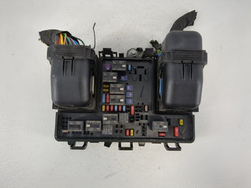 2017-2020 Lincoln Mkz Fusebox Fuse Box Panel Relay Module P/N:HG9T 14D068 BC Fits Fits 2017 2018 2019 2020 OEM Used Auto Parts