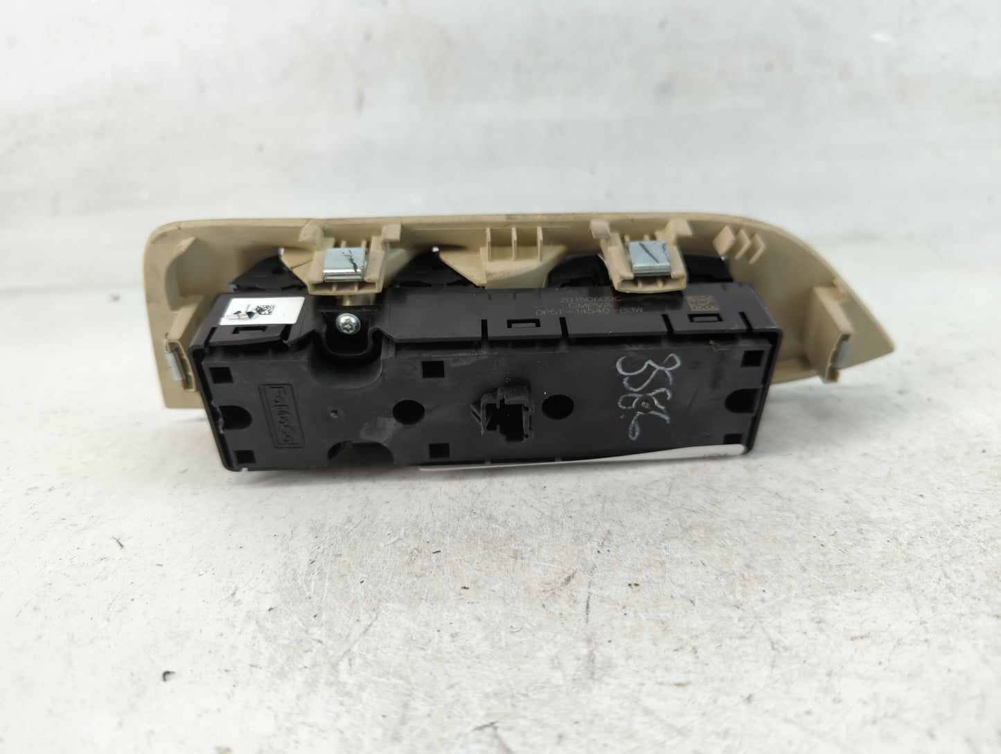 2015-2020 Lincoln Mkz Master Power Window Switch Replacement Driver Side Left P/N:DP5T-14540-BBW Fits OEM Used Auto Parts -