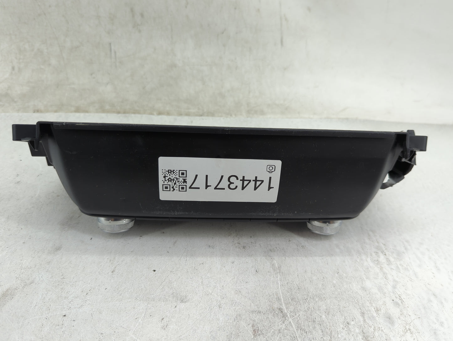 2020 Mazda Cx5 Climate Control Module Temperature AC/Heater Replacement P/N:KNOW61190 Fits Fits 2019 2021 OEM Used Auto Part