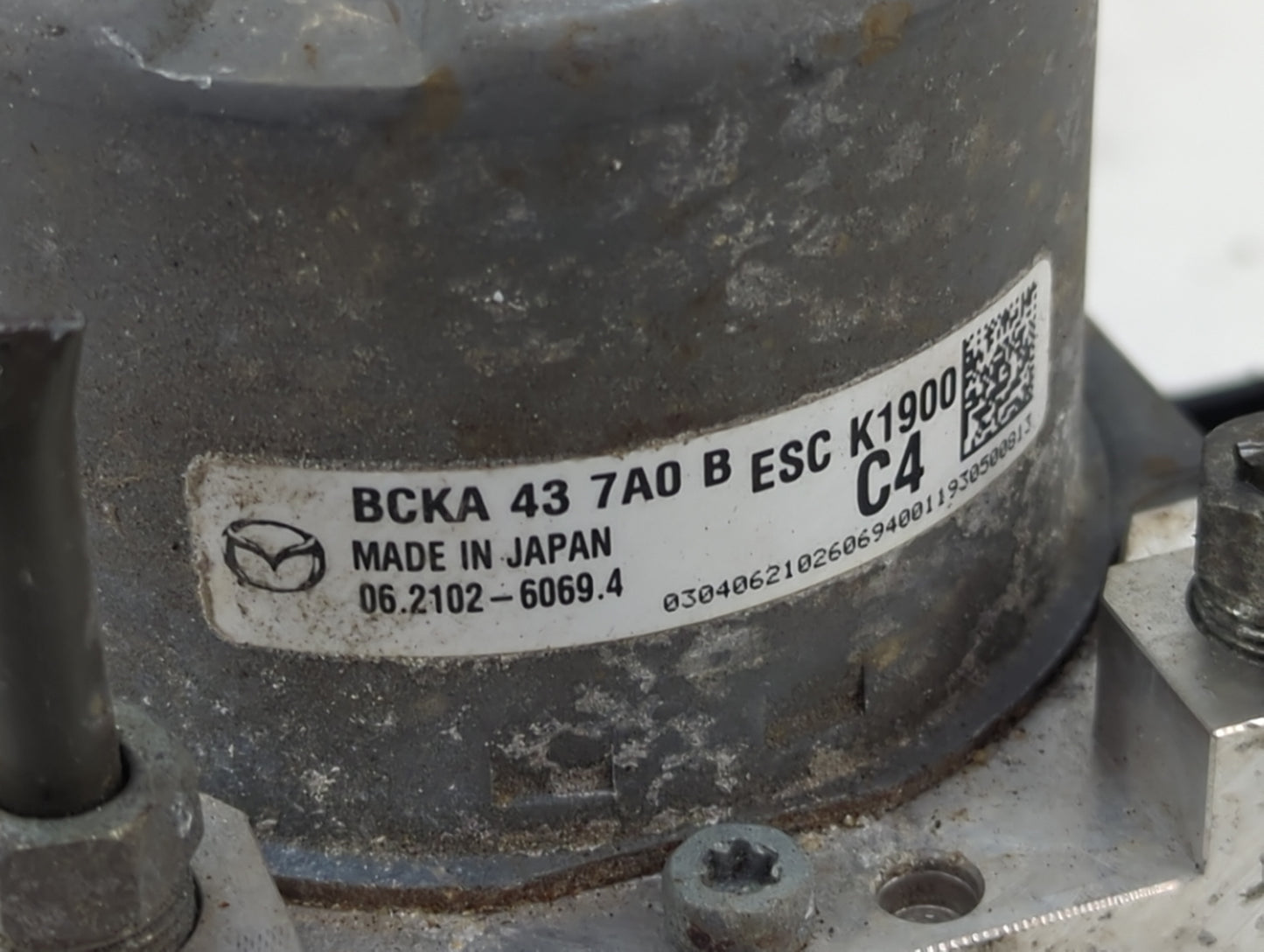 2020 Mazda Mazda3 ABS Pump Control Module Replacement P/N:BCKA437A0B 06.2102-6069.4 Fits Fits 2019 2021 2022 OEM Used Auto P