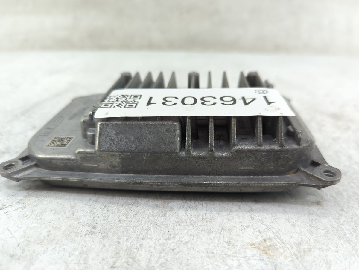2020 Mercedes-benz A-class Headlight Ballast Head Light - Oemusedautoparts1.com