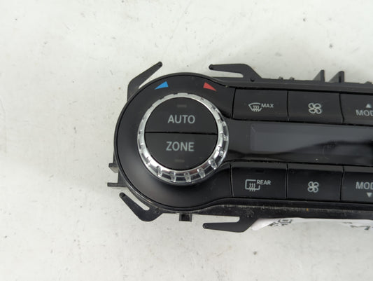2020-2021 Mercedes-Benz Cla250 Climate Control Module Temperature AC/Heater Replacement P/N:5HB 010 449 A246 901 34 Fits OEM Used Auto Parts
