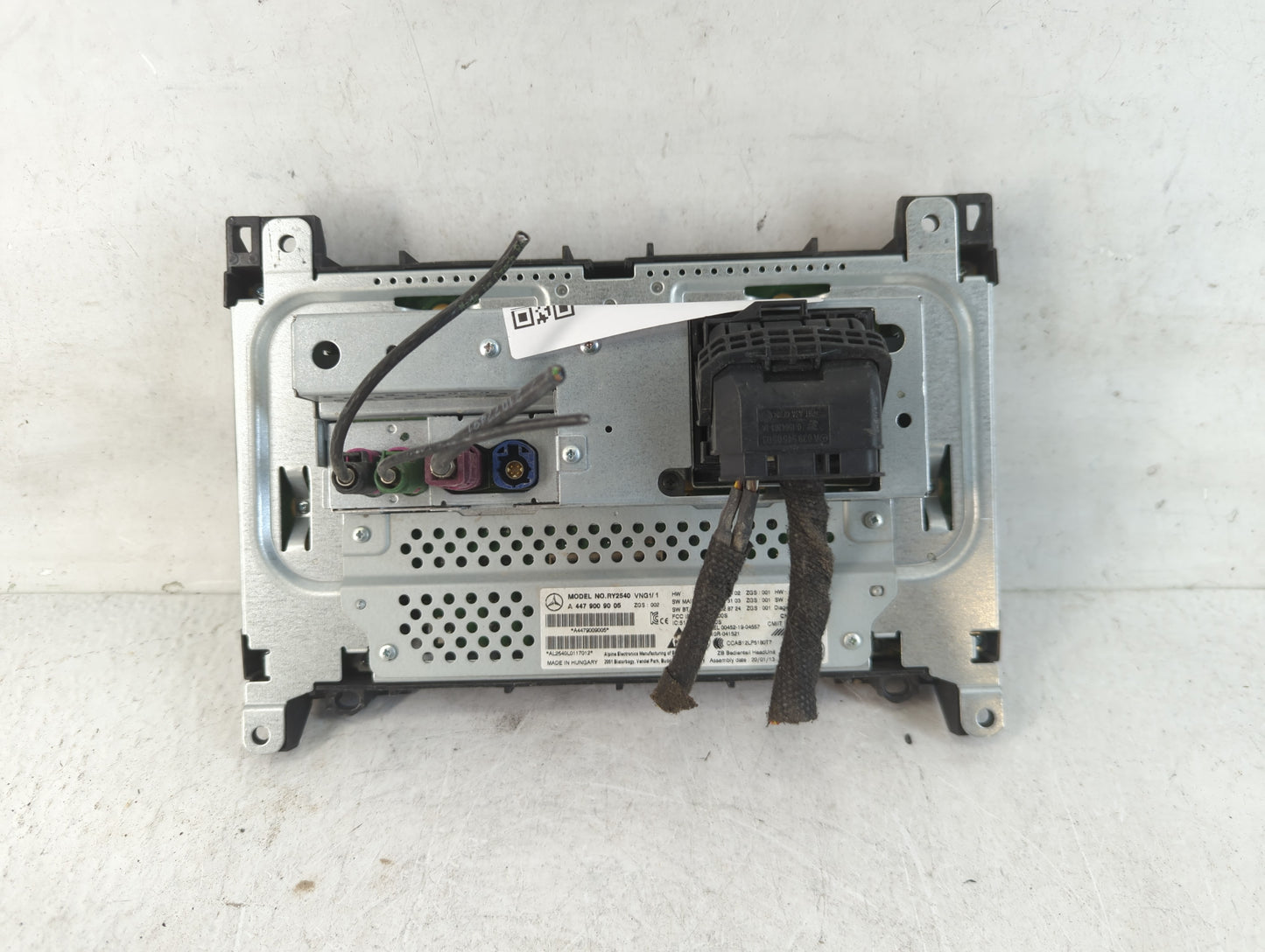 2016-2020 Mercedes-Benz Metris Radio AM FM Cd Player Receiver Replacement P/N:A 447 900 90 05 Fits Fits 2016 2017 2018 2019