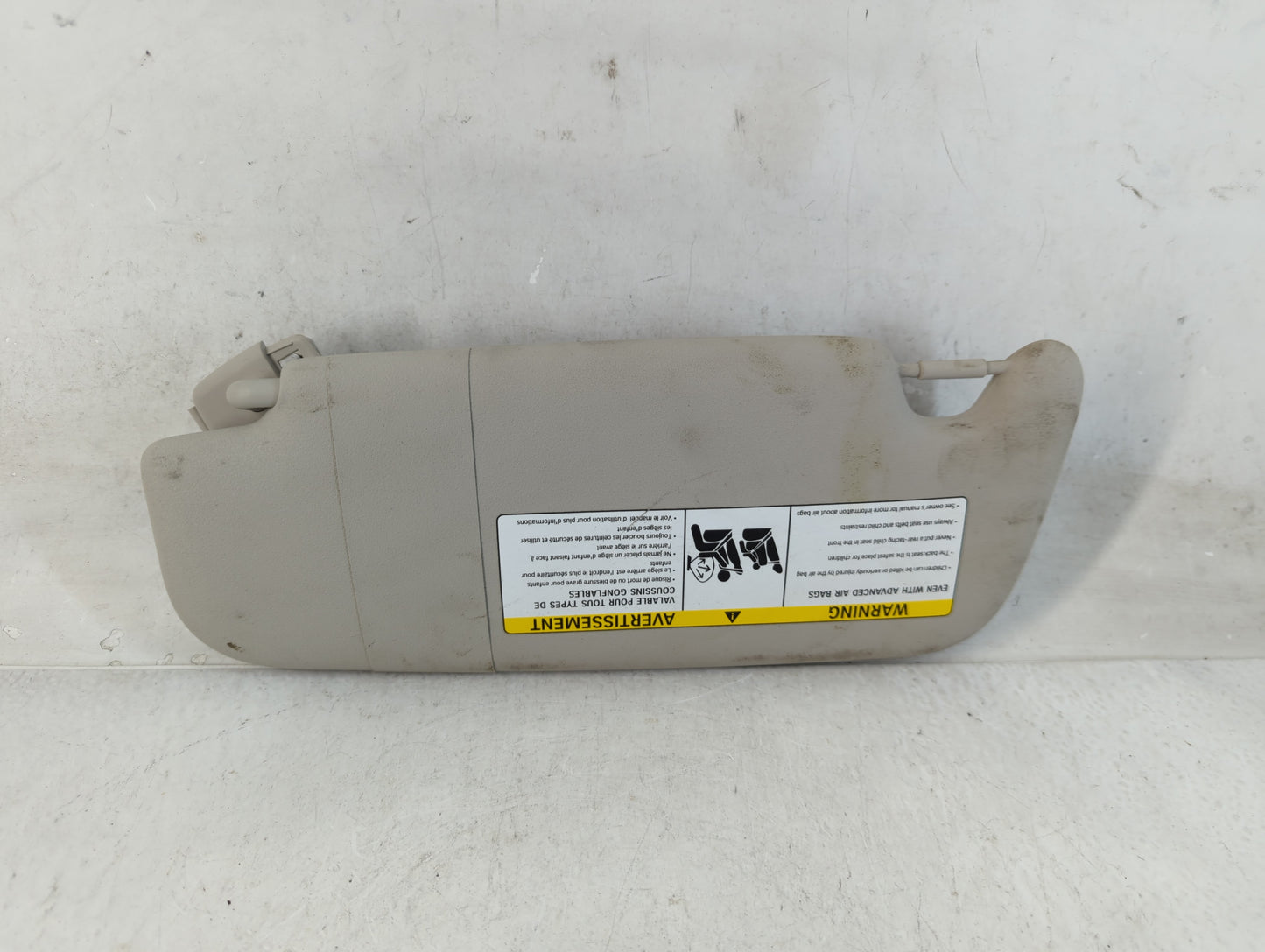 2020 Mini Cooper Sun Visor Shade Replacement Passenger Right Mirror Fits OEM Used Auto Parts - Oemusedautoparts1.com