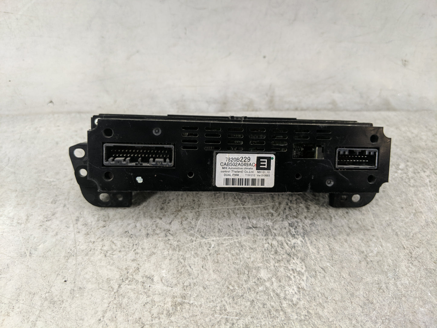 2020 Mitsubishi Outlander Climate Control Module Temperature AC/Heater Replacement P/N:7820B229 CAB502A049AC Fits OEM Used A
