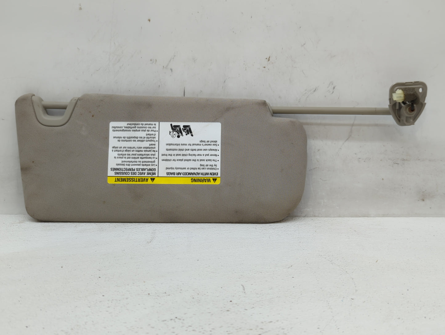 2019-2020 Nissan Altima Sun Visor Shade Replacement Passenger Right Mirror Fits Fits 2019 2020 OEM Used Auto Parts - Oemused
