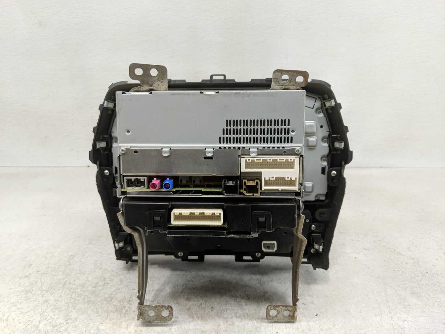 2020 Nissan Maxima Radio AM FM Cd Player Receiver Replacement P/N:9595A-AIVIL42N0 Fits OEM Used Auto Parts - Oemusedautopart