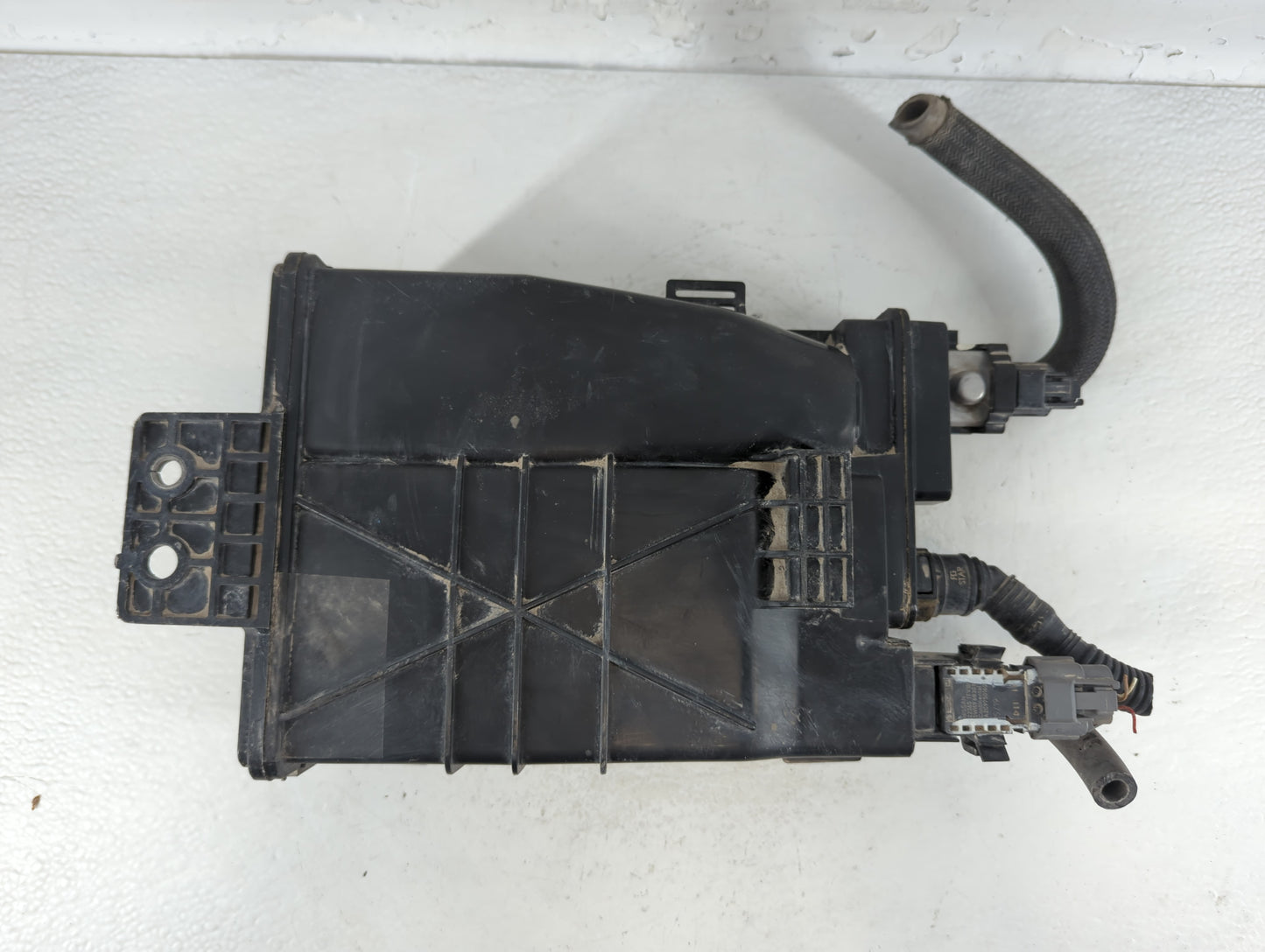 2020 Nissan Maxima Fuel Vapor Charcoal Canister - Oemusedautoparts1.com