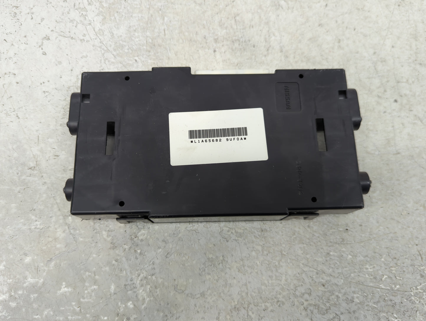 2019-2020 Nissan Murano Radio AM FM Cd Player Receiver Replacement P/N:277609UF0A Fits Fits 2019 2020 OEM Used Auto Parts -