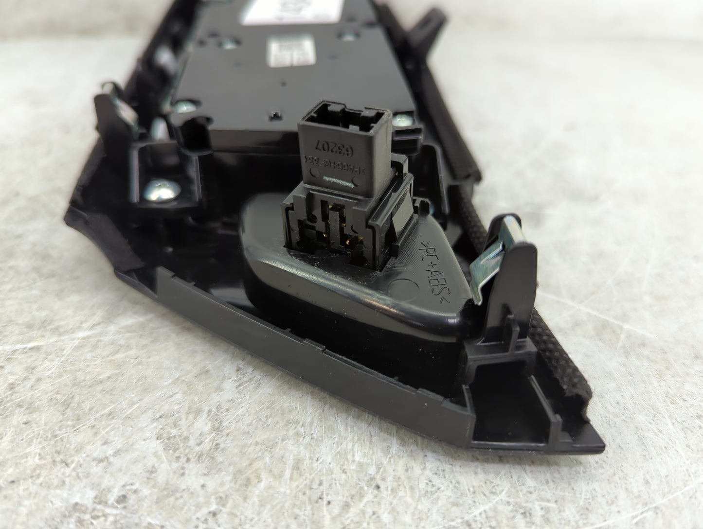 2018-2020 Nissan Pathfinder Radio Control Panel - Oemusedautoparts1.com