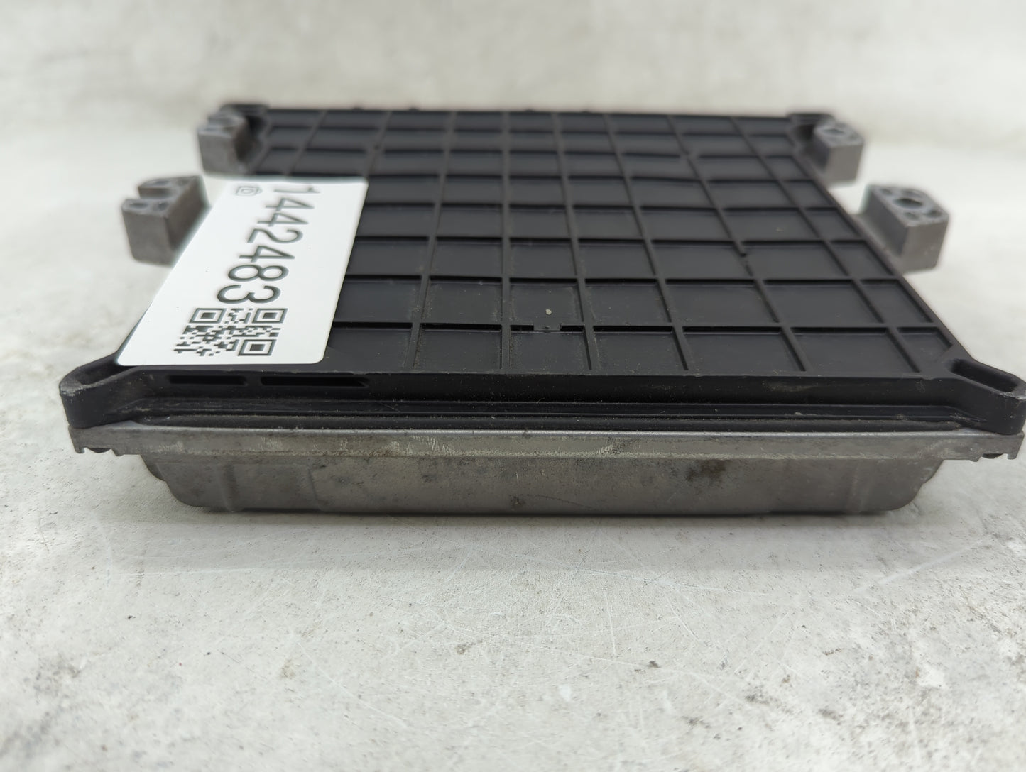 2020 Nissan Pathfinder PCM Engine Control Computer ECU ECM PCU OEM P/N:BED40D-300 NEC046-667 Fits OEM Used Auto Parts - Oemu