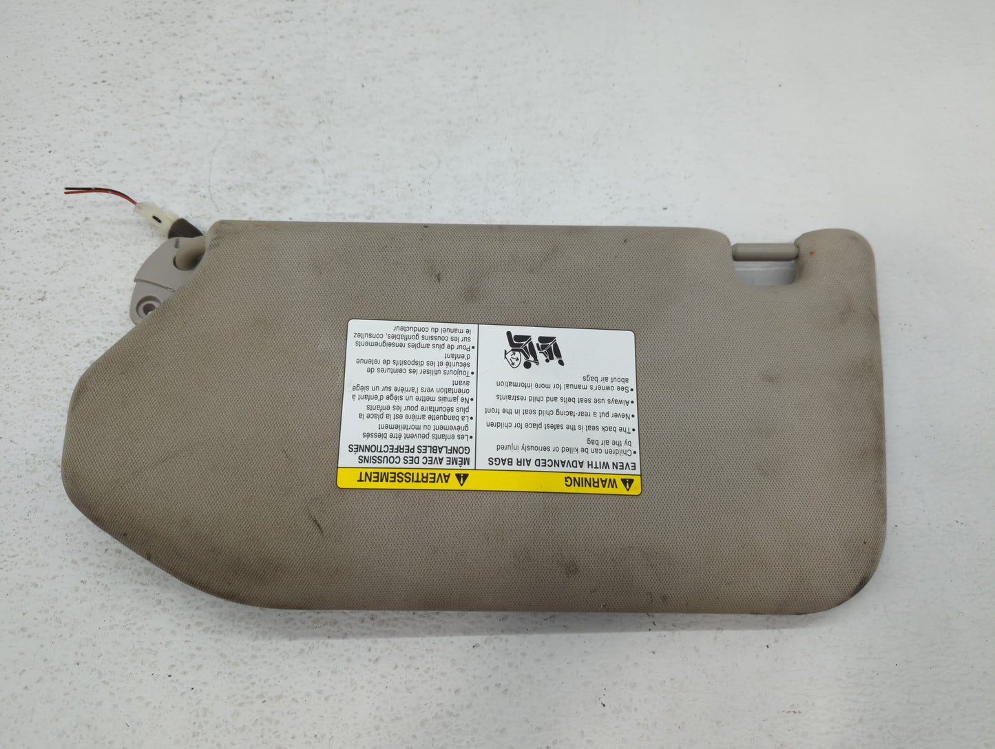 2019-2020 Nissan Pathfinder Sun Visor Shade Replacement Passenger Right Mirror Fits Fits 2019 2020 OEM Used Auto Parts - Oem