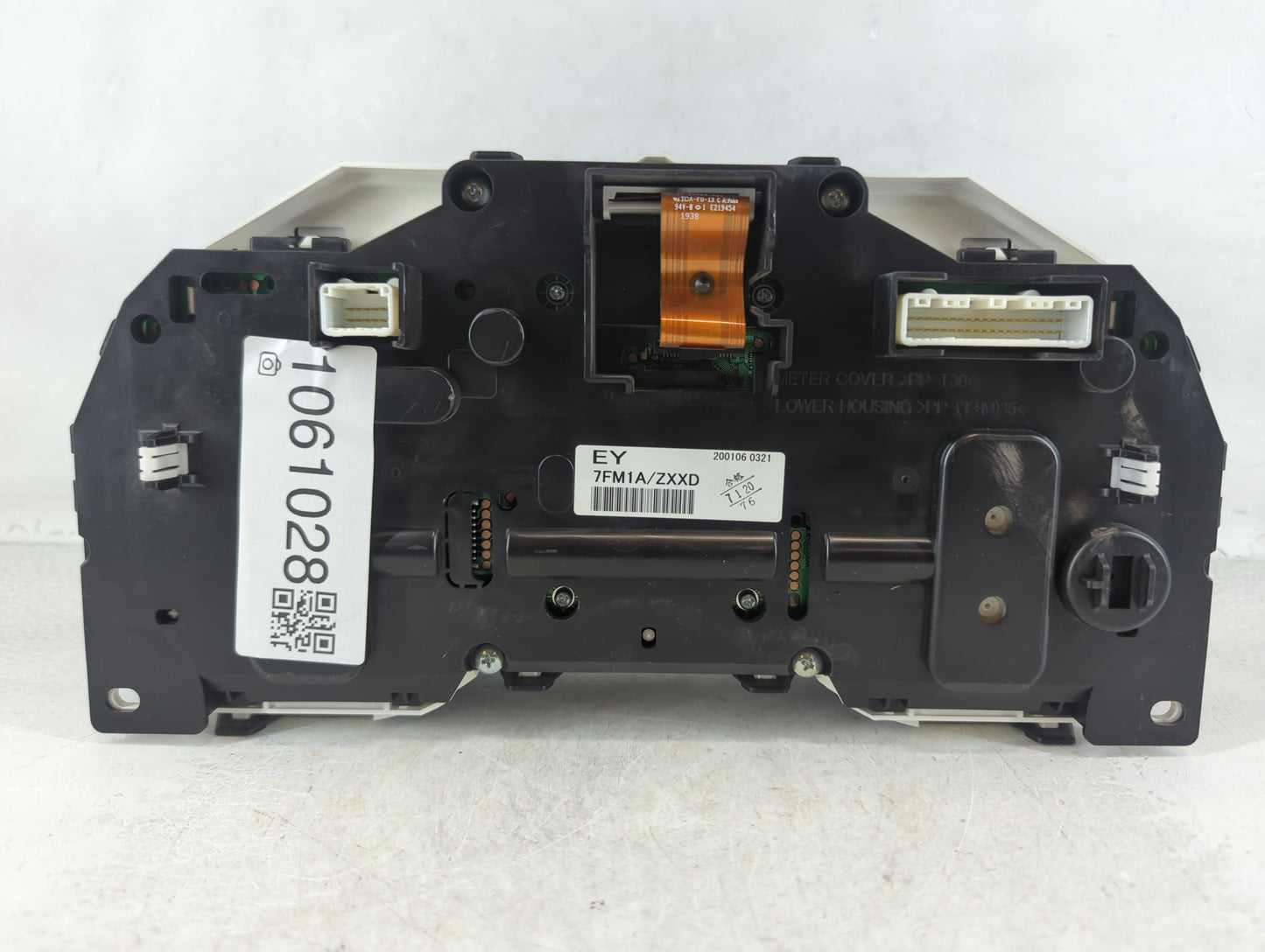 2019-2020 Nissan Rogue Instrument Cluster Speedometer Gauges P/N:7FM1A 200106 0321 Fits Fits 2019 2020 OEM Used Auto Parts -