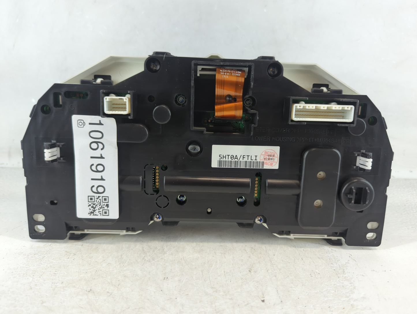 2019-2020 Nissan Rogue Instrument Cluster Speedometer Gauges P/N:5HT0A Fits Fits 2019 2020 OEM Used Auto Parts - Oemusedauto