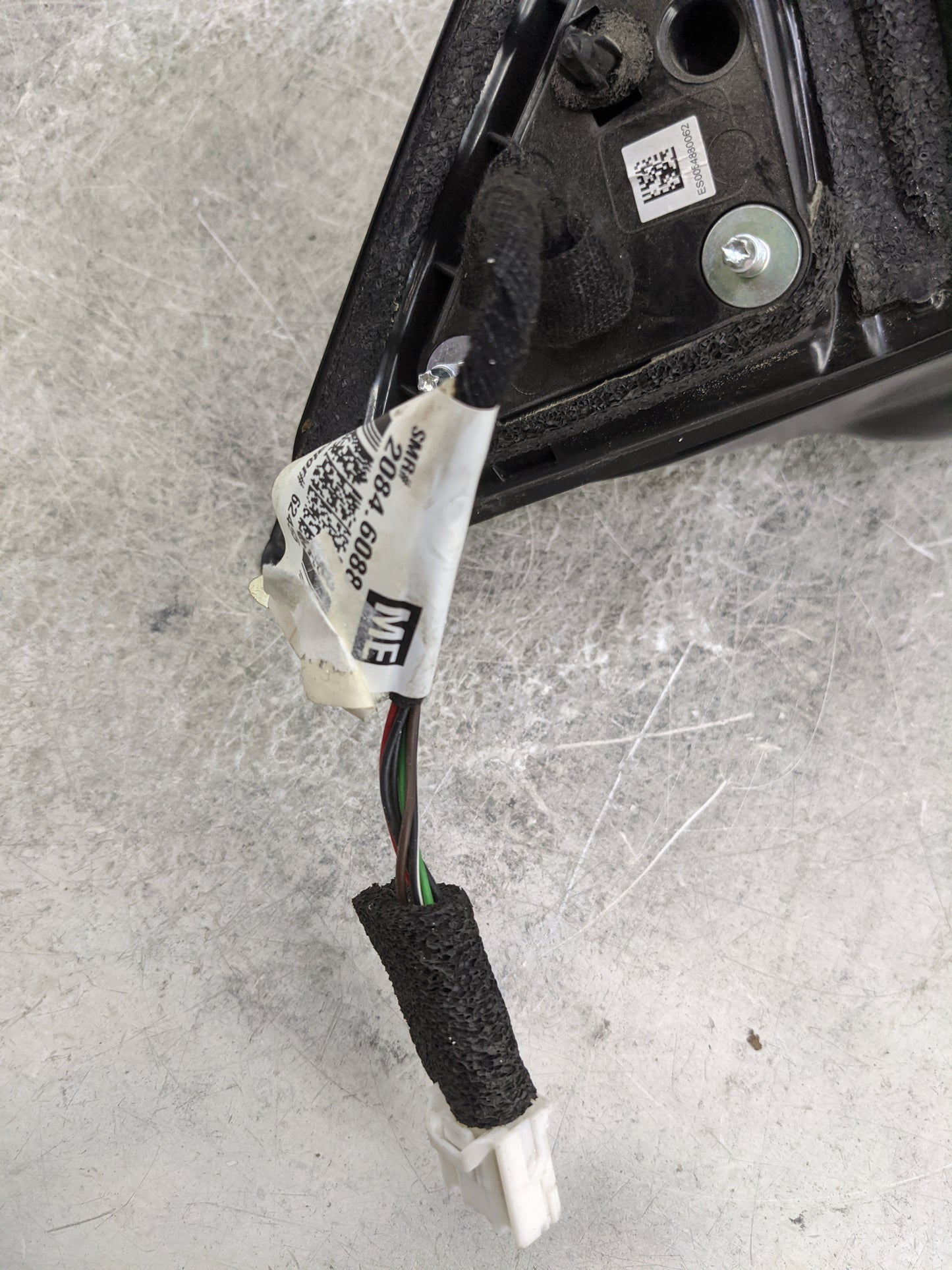 2017-2020 Nissan Rogue Passenger Side View Mirror - Right Door Mirror OEM Used - Oemusedautoparts1.com