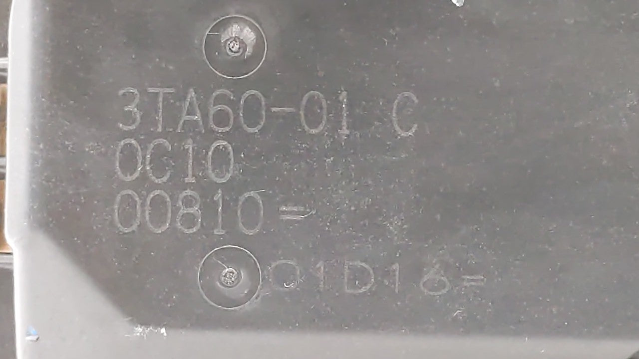2014-2019 Nissan Rogue Throttle Body P/N:3TA60-01 B 3TA60-01 A, 3TA60-01 C Fits Fits 2013 2014 2015 2016 2017 2018 2019 OEM