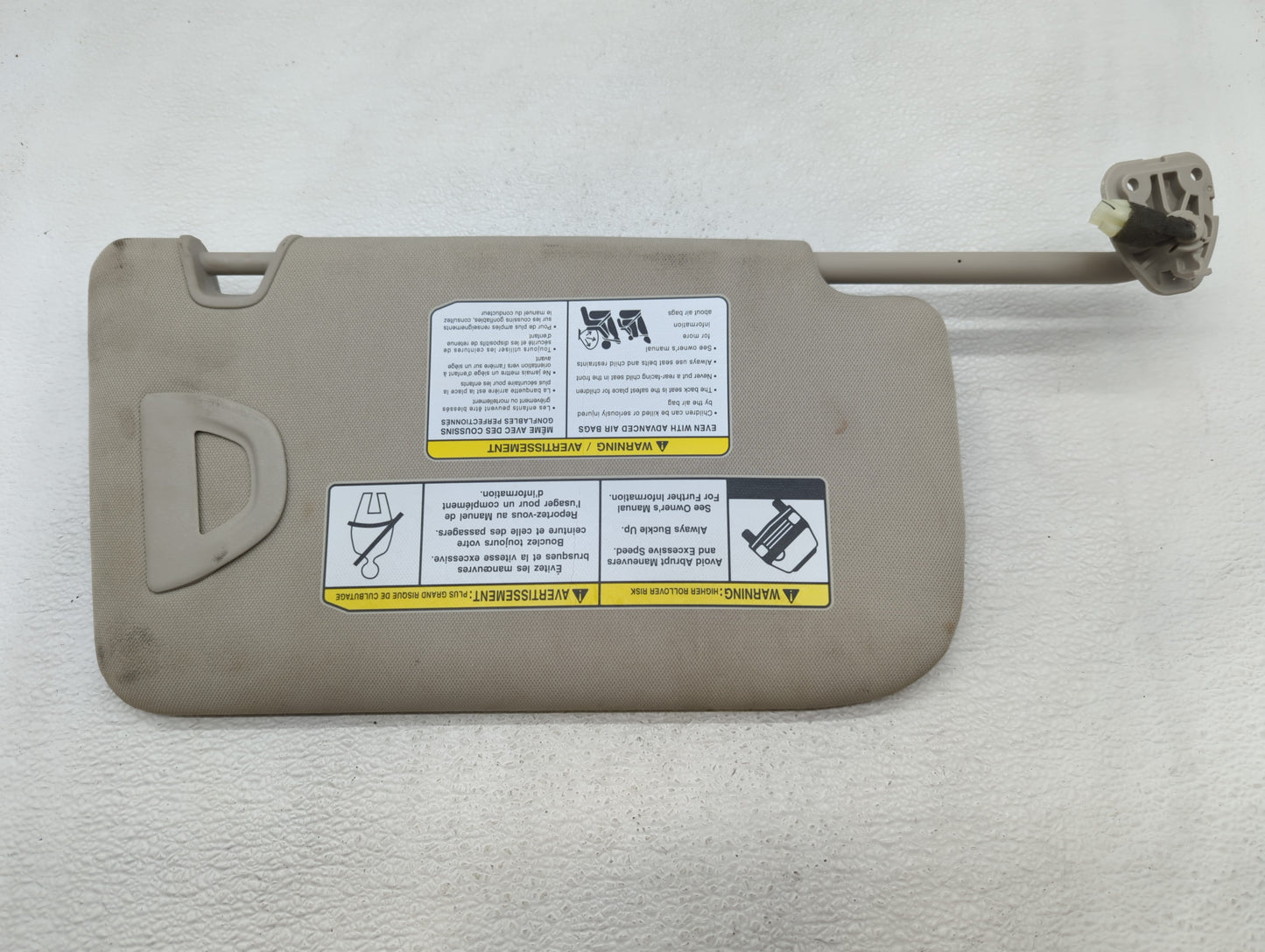 2018-2020 Nissan Rogue Sun Visor Shade Replacement Driver Left Mirror Fits Fits 2018 2019 2020 OEM Used Auto Parts - Oemused
