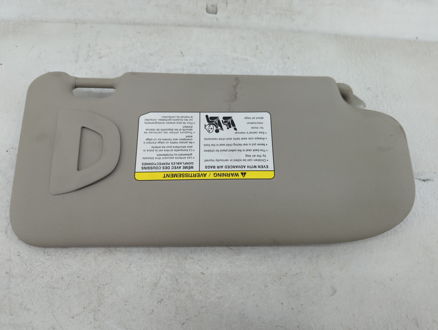 2019-2022 Nissan Rogue Sport Sun Visor Shade Replacement Driver Left Mirror Fits Fits 2019 2020 2021 2022 OEM Used Auto Part