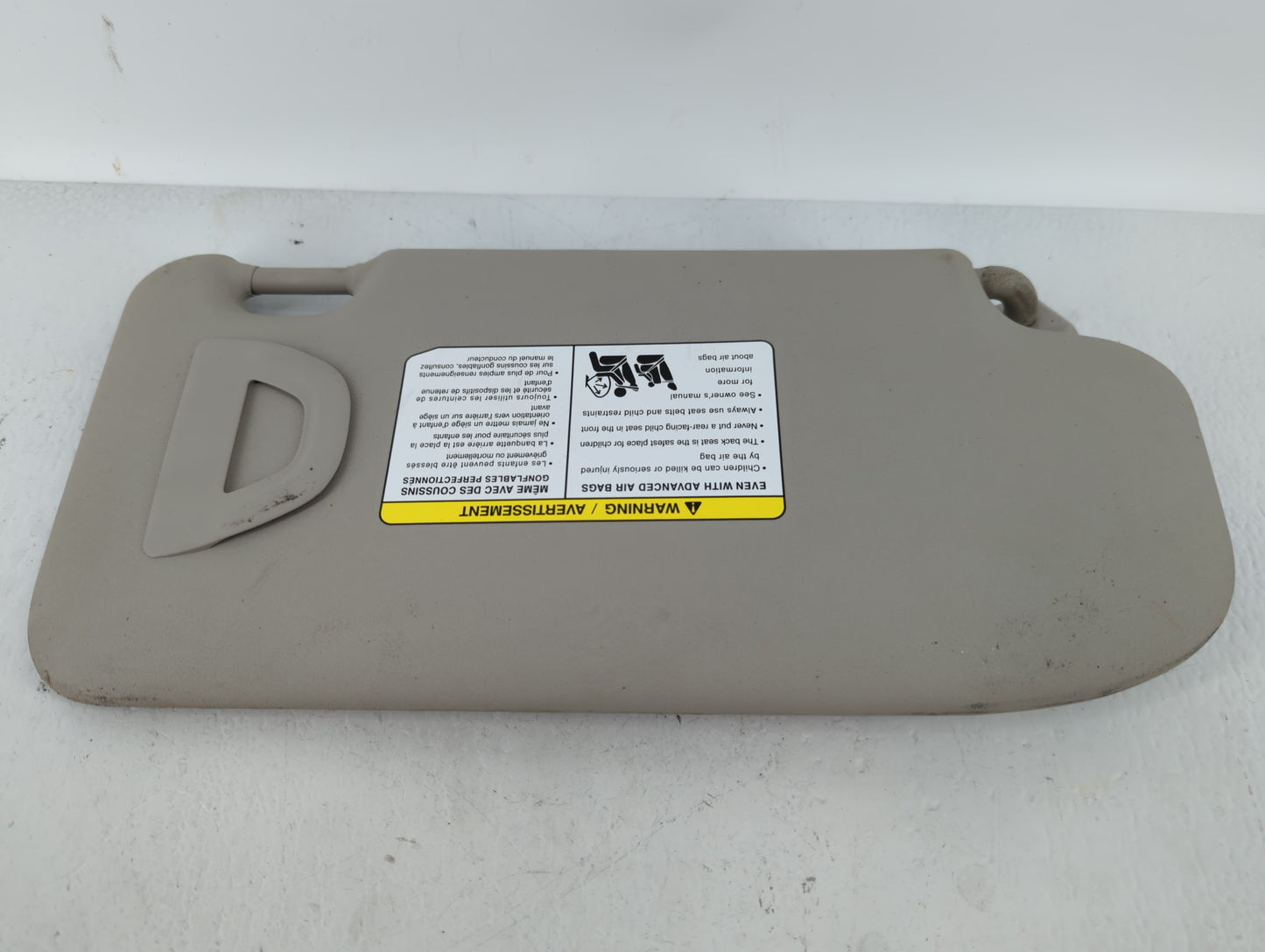 2019-2022 Nissan Rogue Sport Sun Visor Shade Replacement Driver Left Mirror Fits Fits 2019 2020 2021 2022 OEM Used Auto Part