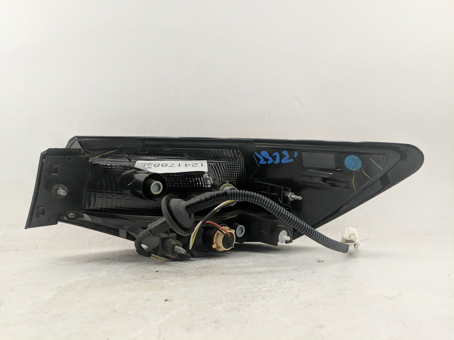 2020-2022 Nissan Sentra Tail Light Assembly Driver Left OEM Fits Fits 2020 2021 2022 OEM Used Auto Parts - Oemusedautoparts1