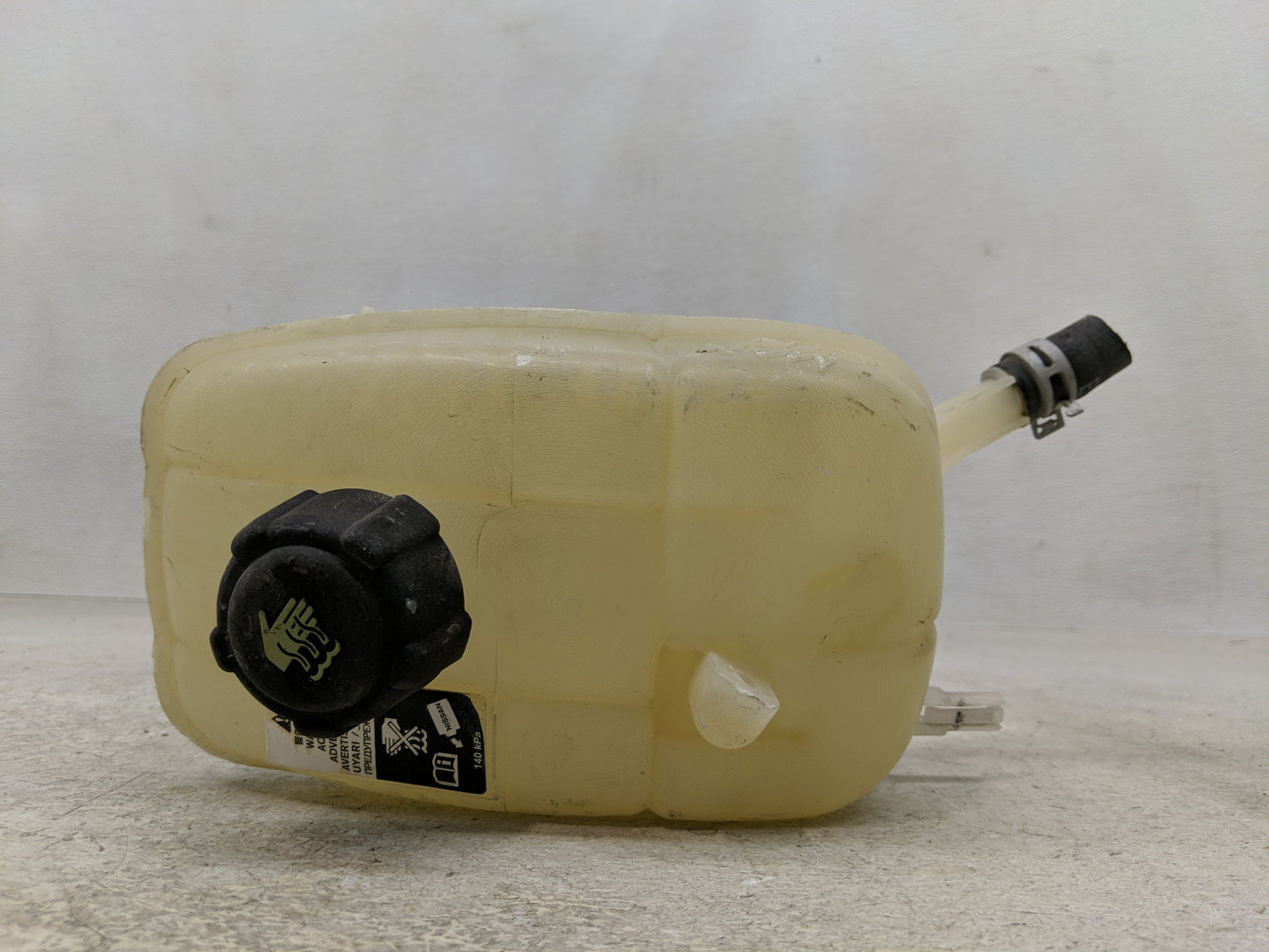 2020-2022 Nissan Sentra Radiator Coolant Overflow Expansion Tank Bottle 1313168 - Oemusedautoparts1.com