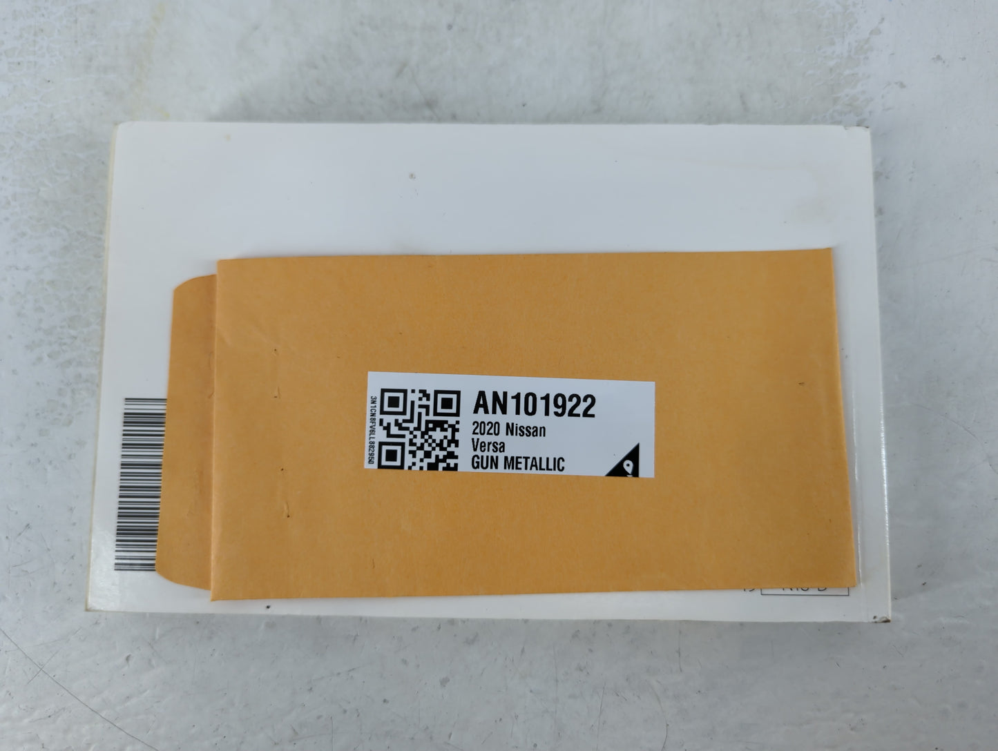 2020 Nissan Versa Owners Manual Book Guide P/N:OM20EM 0N18U1 OEM Used Auto Parts - Oemusedautoparts1.com