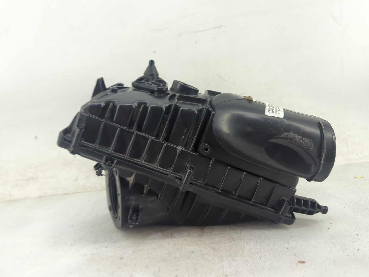 Rover Discovery Air Cleaner Intake-duct Hose Tube - Oemusedautoparts1.com