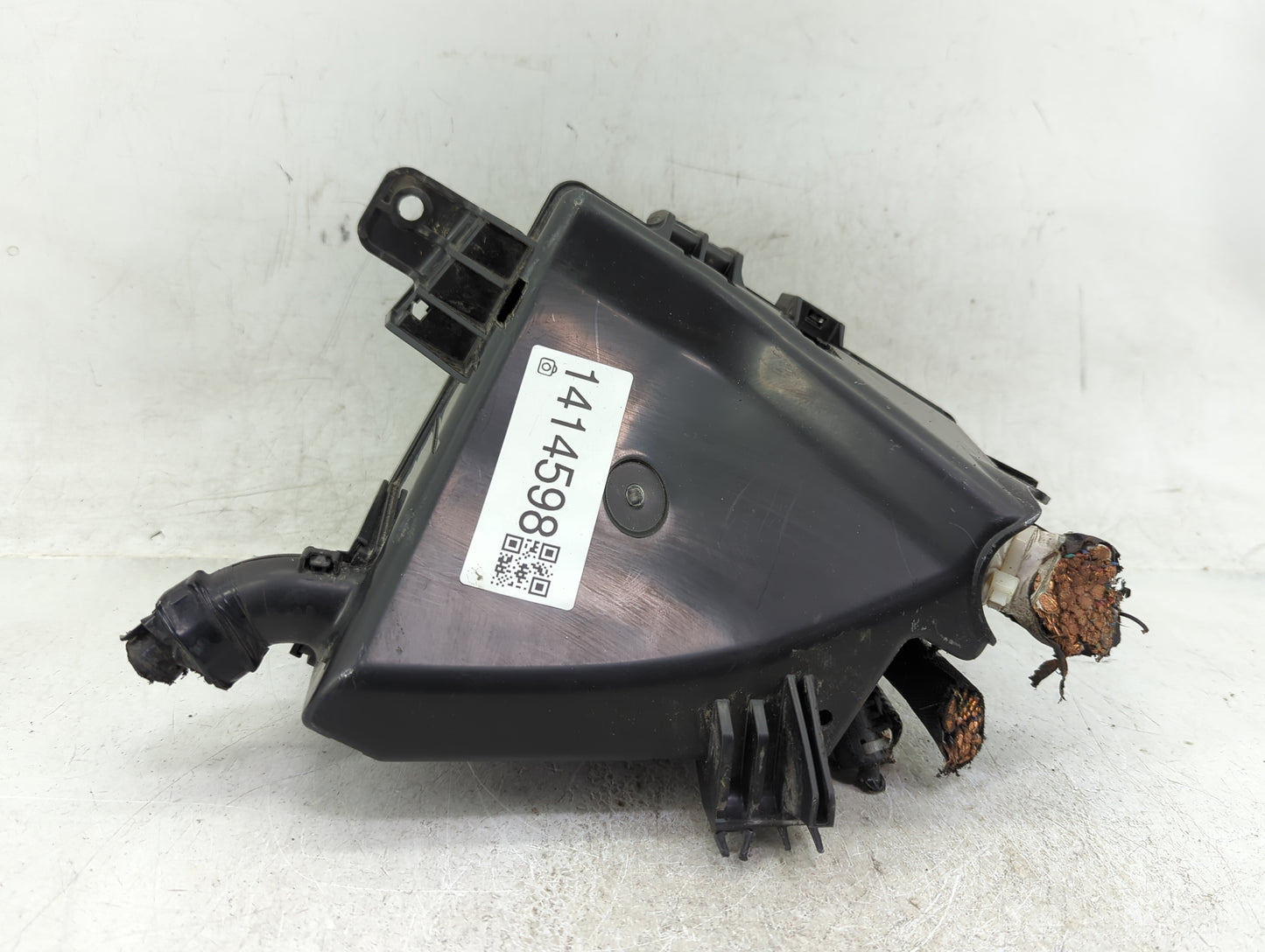 2020 Subaru Xv Fusebox Fuse Box Panel Relay Module P/N:MB504105B Fits OEM Used Auto Parts - Oemusedautoparts1.com