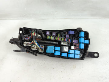 2018-2022 Toyota Camry Fusebox Fuse Box Panel Relay Module Fits Fits 2018 2019 2020 2021 2022 OEM Used Auto Parts