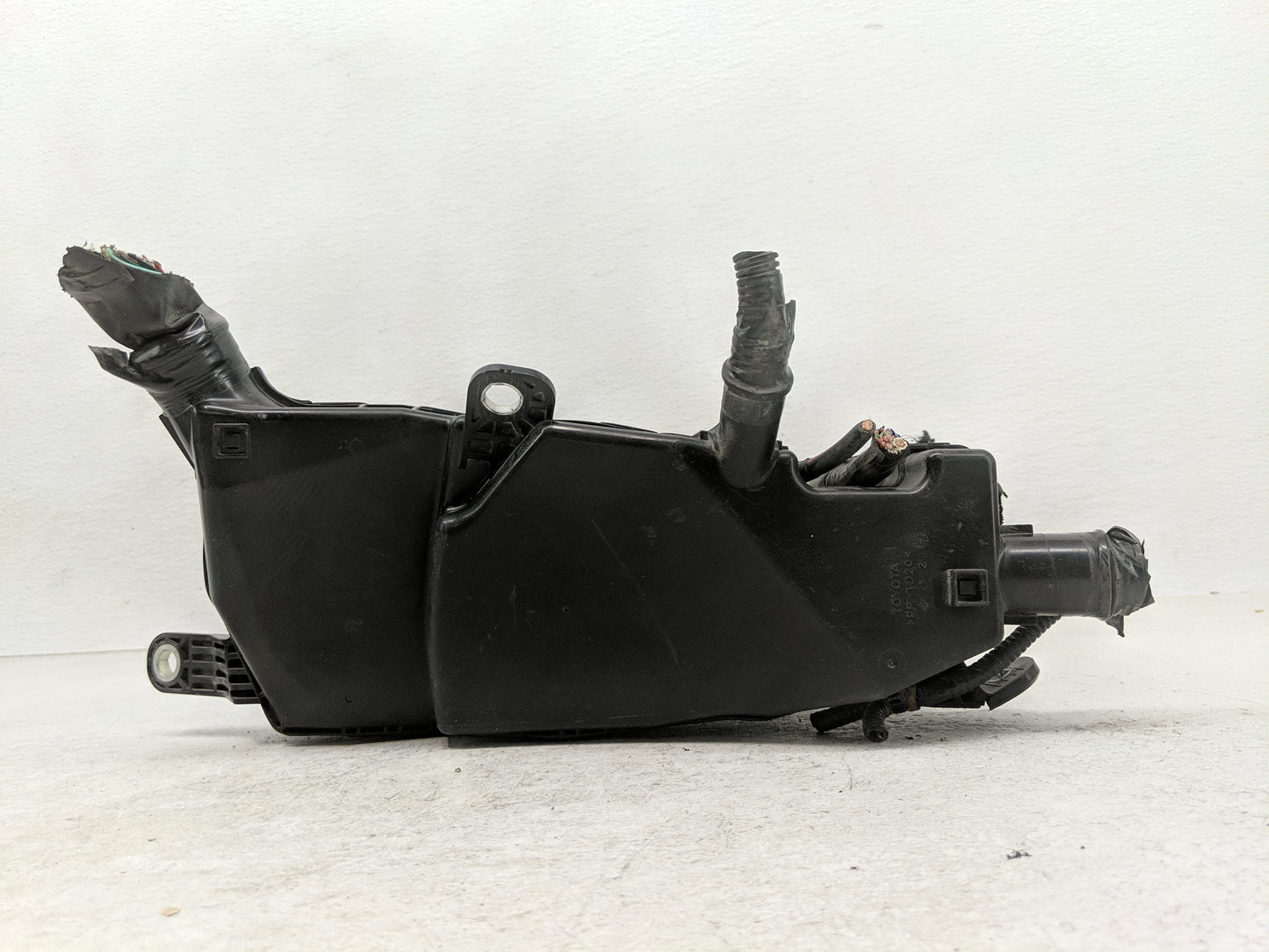 2018-2022 Toyota Camry Fusebox Fuse Box Panel Relay Module P/N:PP-TD20 Fits Fits 2018 2019 2020 2021 2022 OEM Used Auto Part