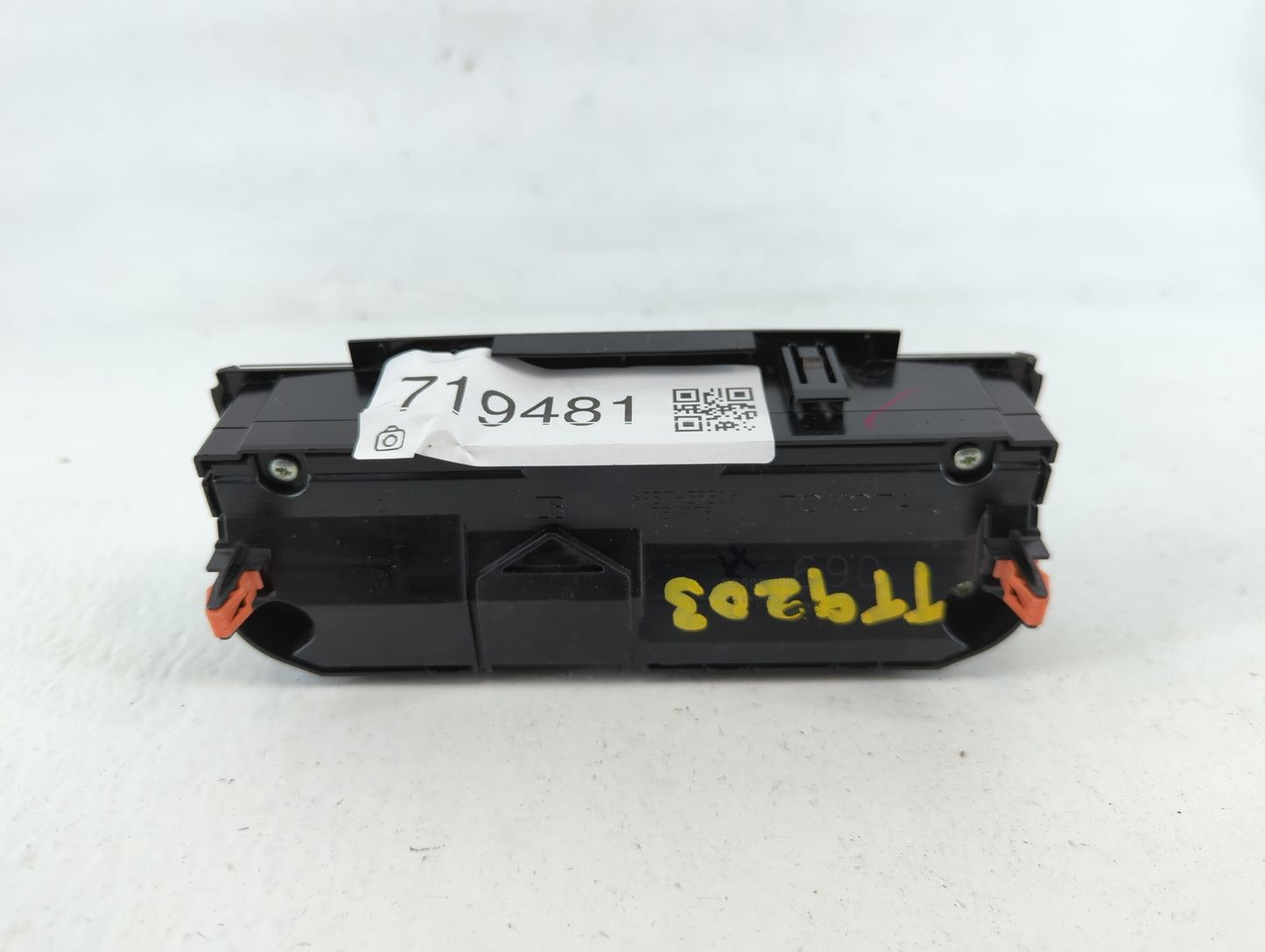 2020-2022 Toyota Highlander Climate Control Module Temperature AC/Heater Replacement P/N:75K976 Fits Fits 2020 2021 2022 OEM