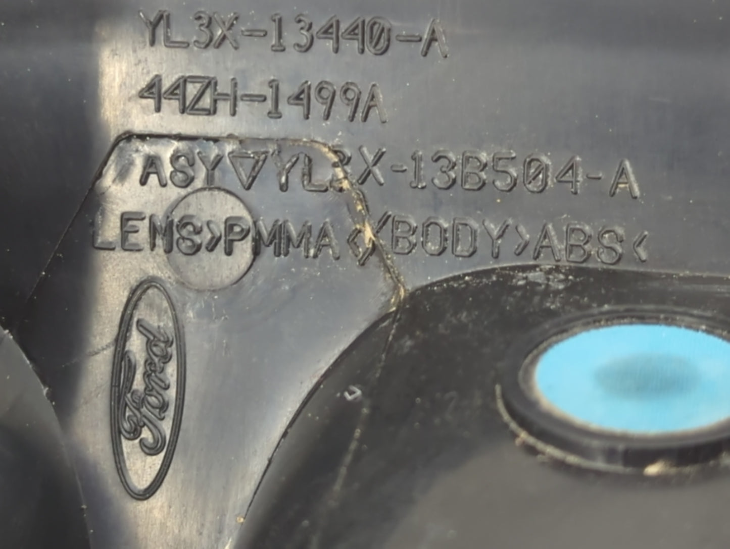 2019-2022 Toyota Rav4 Tail Light Assembly Passenger Right OEM P/N:YL3X-13440-A 44ZH-1499A Fits Fits 2019 2020 2021 2022 OEM