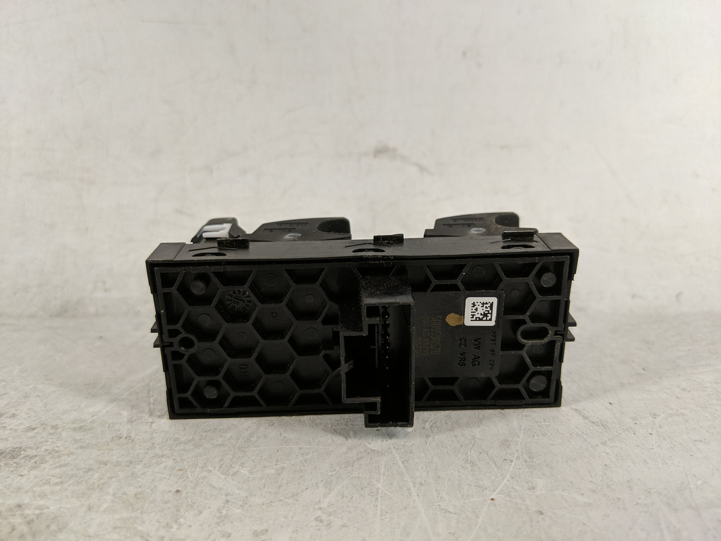 2019-2020 Volkswagen Jetta Master Power Window Switch Replacement Driver Side Left P/N:5G0959857D 5G0959857C Fits OEM Used A