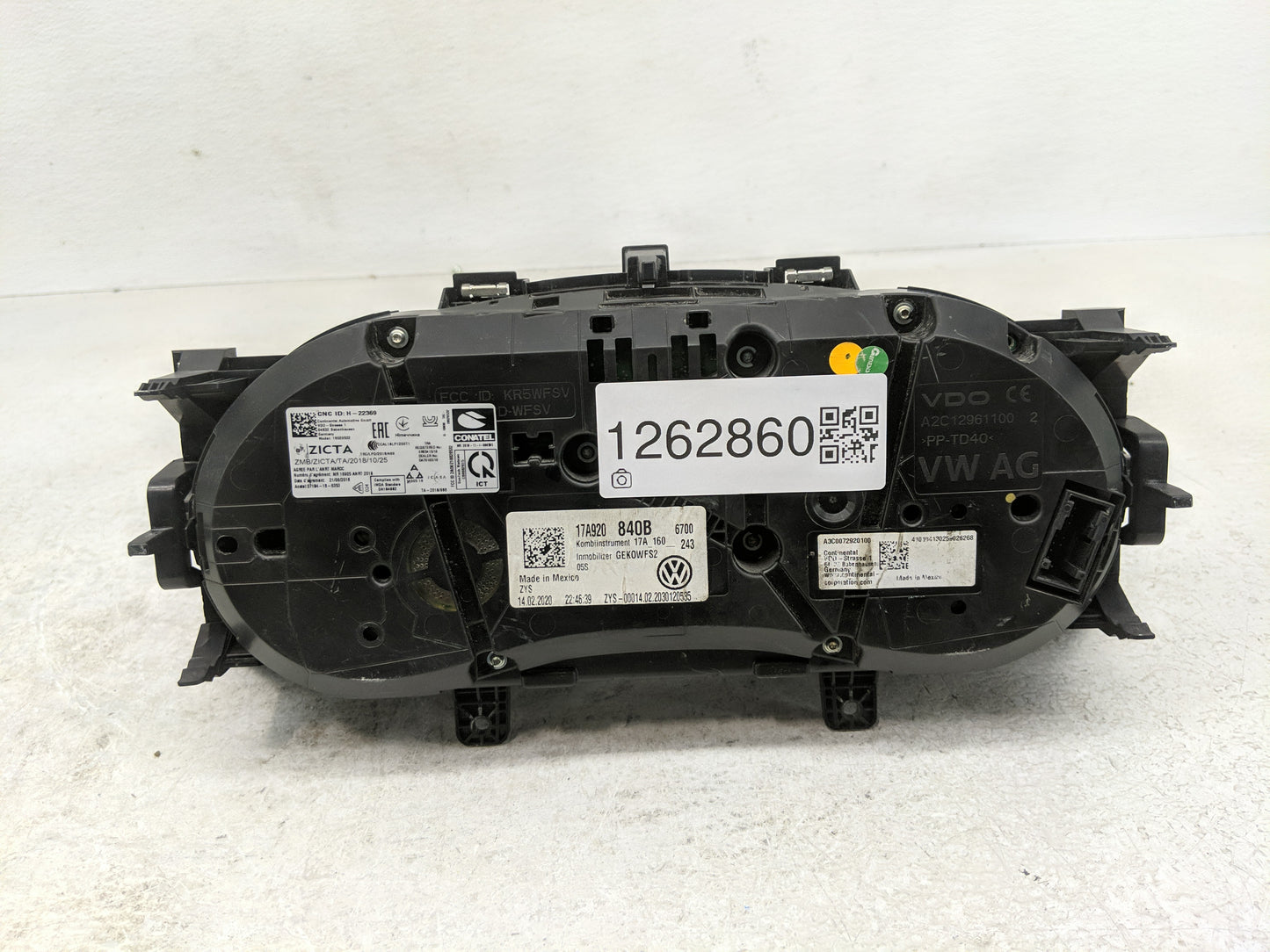 2020 Volkswagen Jetta Instrument Cluster Speedometer Gauges P/N:17A920840B Fits OEM Used Auto Parts - Oemusedautoparts1.com