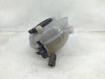 2018 Volkswagen Tiguan Radiator Coolant Overflow Expansion Tank Bottle