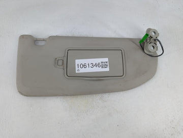 2019-2020 Volvo S60 Sun Visor Shade Replacement Passenger Right Mirror Fits Fits 2018 2019 2020 2021 OEM Used Auto Parts