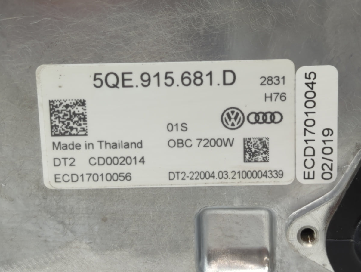 2021 Audi Q5 Hybrid DC Synergy Drive Power Inverter P/N:5QE 915 681 D Fits OEM Used Auto Parts - Oemusedautoparts1.com
