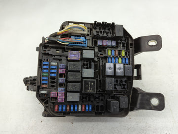 2021 Bmw 323i Fusebox Fuse Box Panel Relay Module P/N:PP-TD10 5676 Fits OEM Used Auto Parts