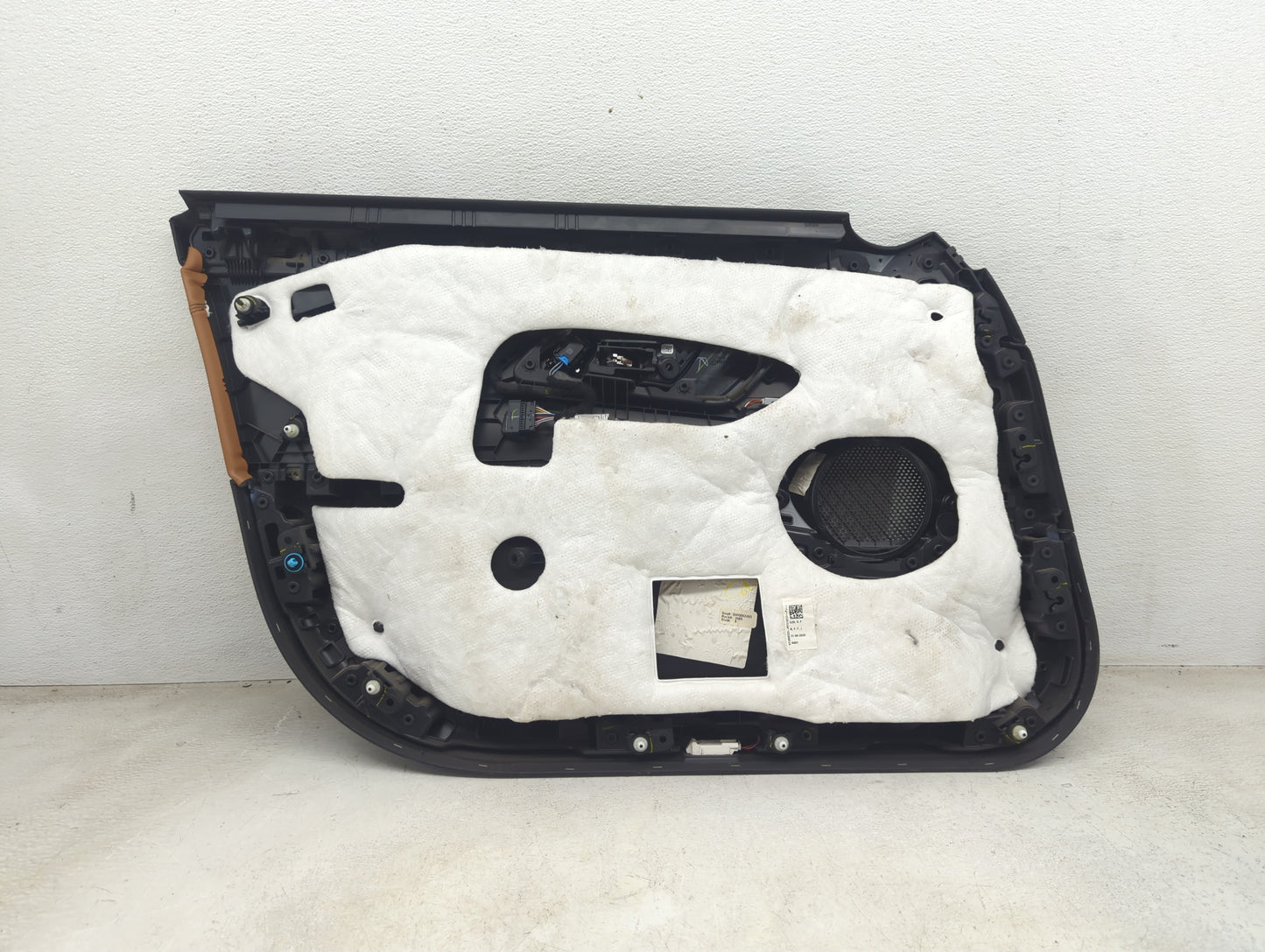 2021 Bmw 330i Front Right Passenger Interior Door Panel Trim - Oemusedautoparts1.com