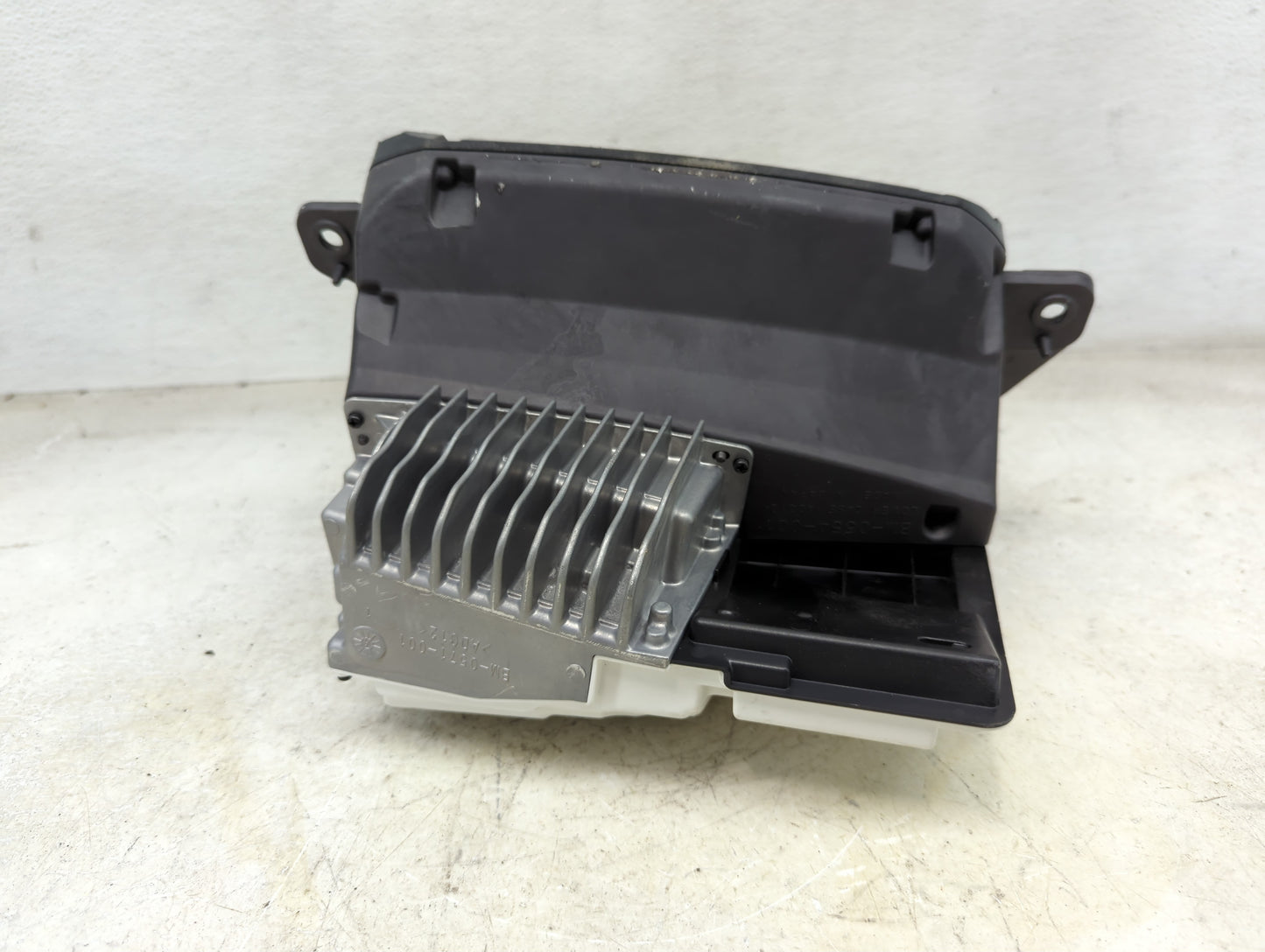 2021-2021 Bmw 330i Information Display Screen - Oemusedautoparts1.com