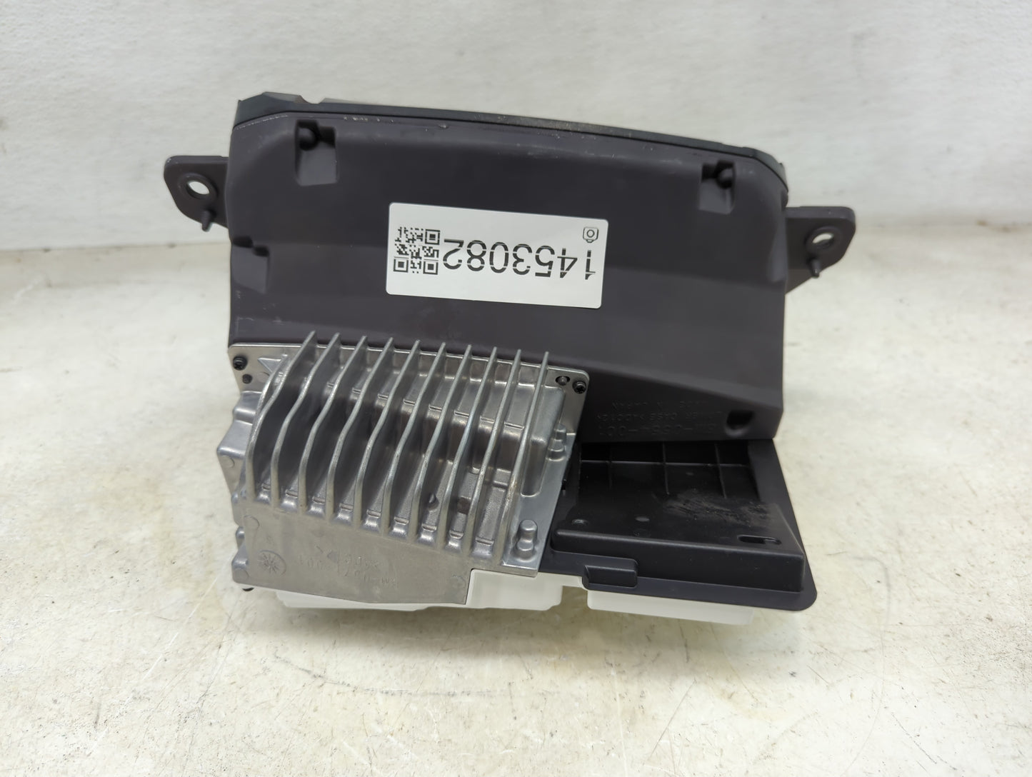 2019-2021 Bmw 330i Information Display Screen - Oemusedautoparts1.com