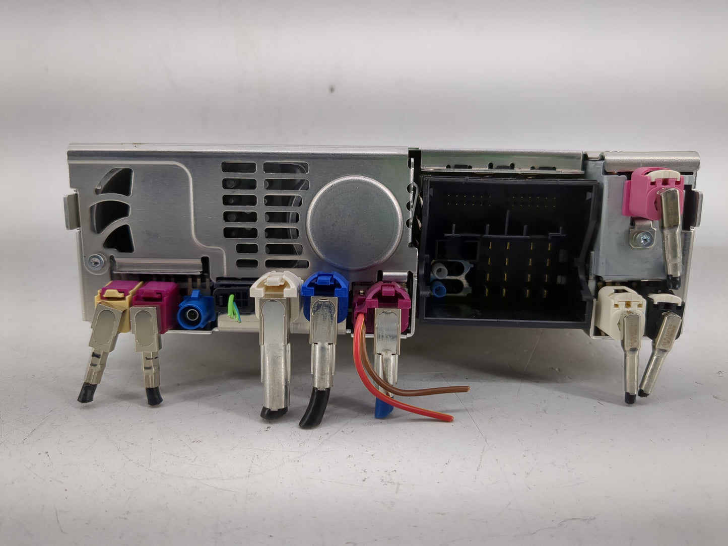 2018-2021 Bmw X3 Radio AM FM Cd Player Receiver Replacement P/N:5A24654 Fits Fits 2016 2017 2018 2019 2020 2021 OEM Used Aut