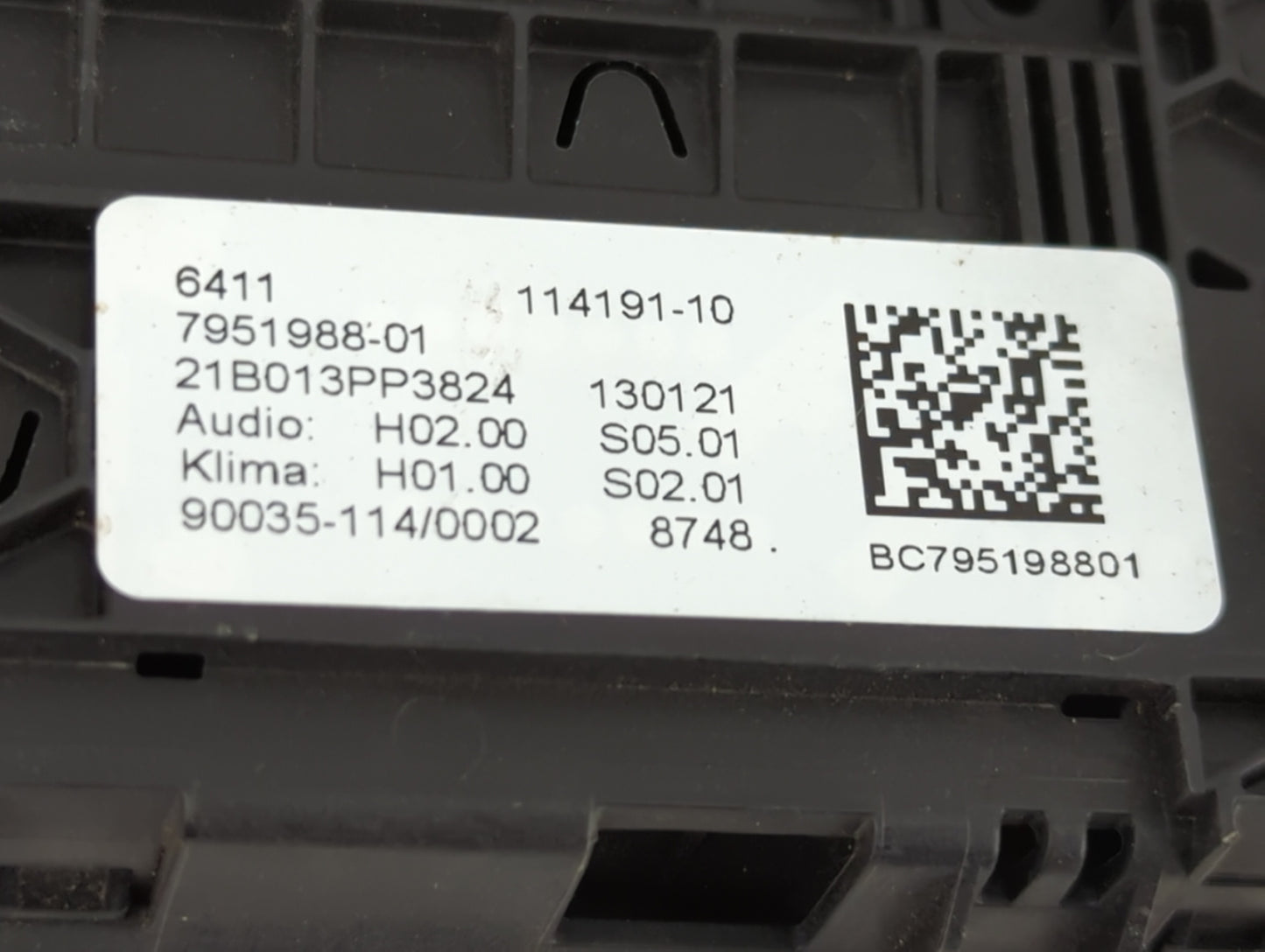 2018-2021 Bmw X3 Climate Control Module Temperature AC/Heater Replacement P/N:7951988-01 Fits Fits 2018 2019 2020 2021 OEM U