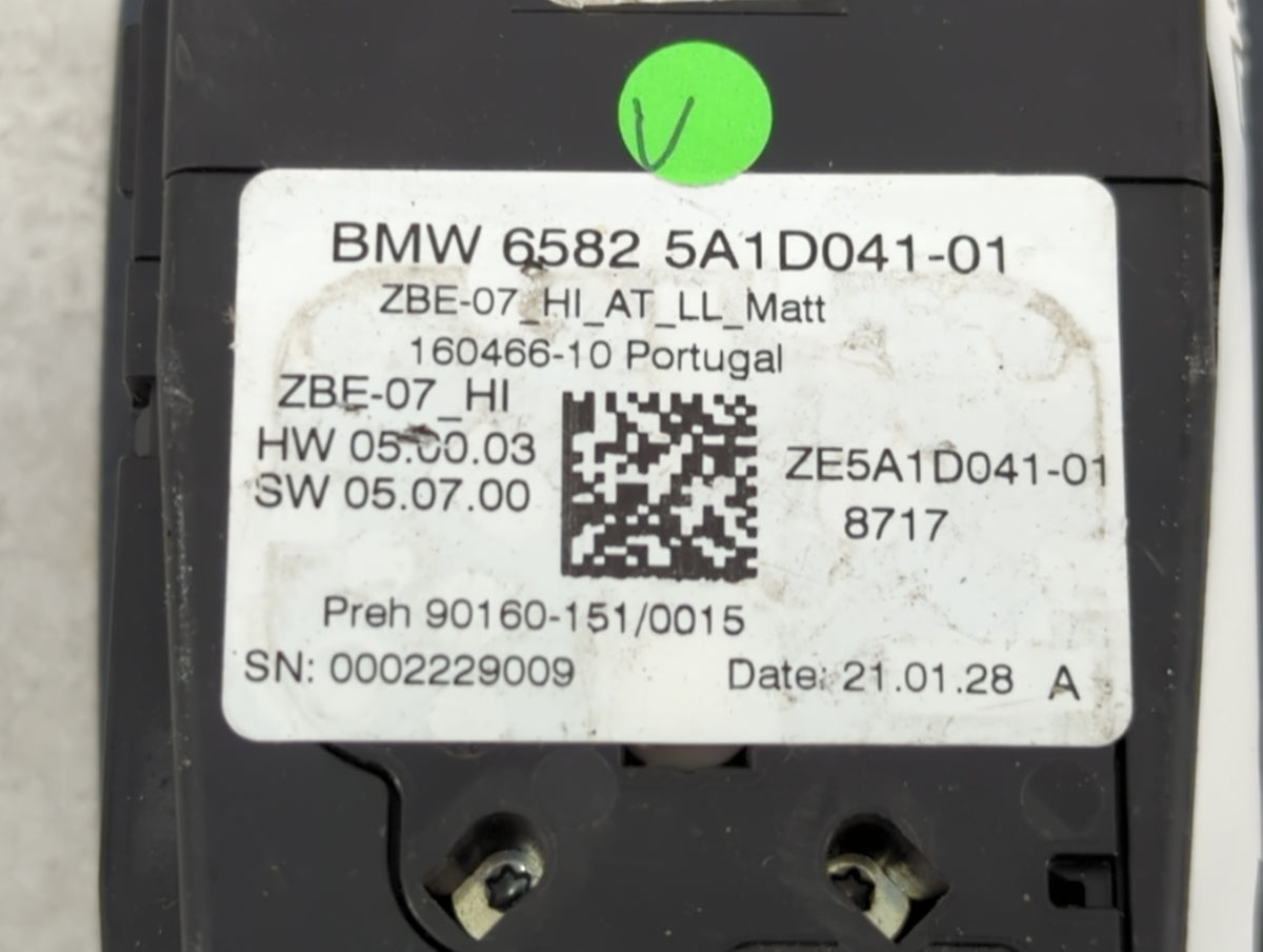 2021 Bmw Z4 Radio AM FM Cd Player Receiver Replacement P/N:65825A1D04101 65825A1D041-01 Fits OEM Used Auto Parts - Oemusedau