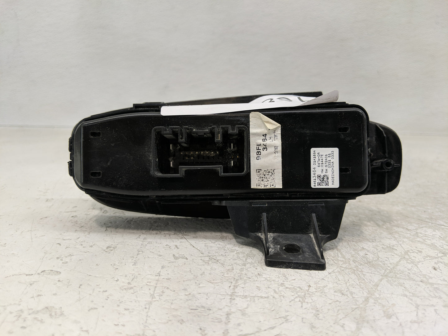 2021 Buick Encore Master Power Window Switch Replacement Driver Side Left P/N:84513464 Fits OEM Used Auto Parts - Oemusedaut