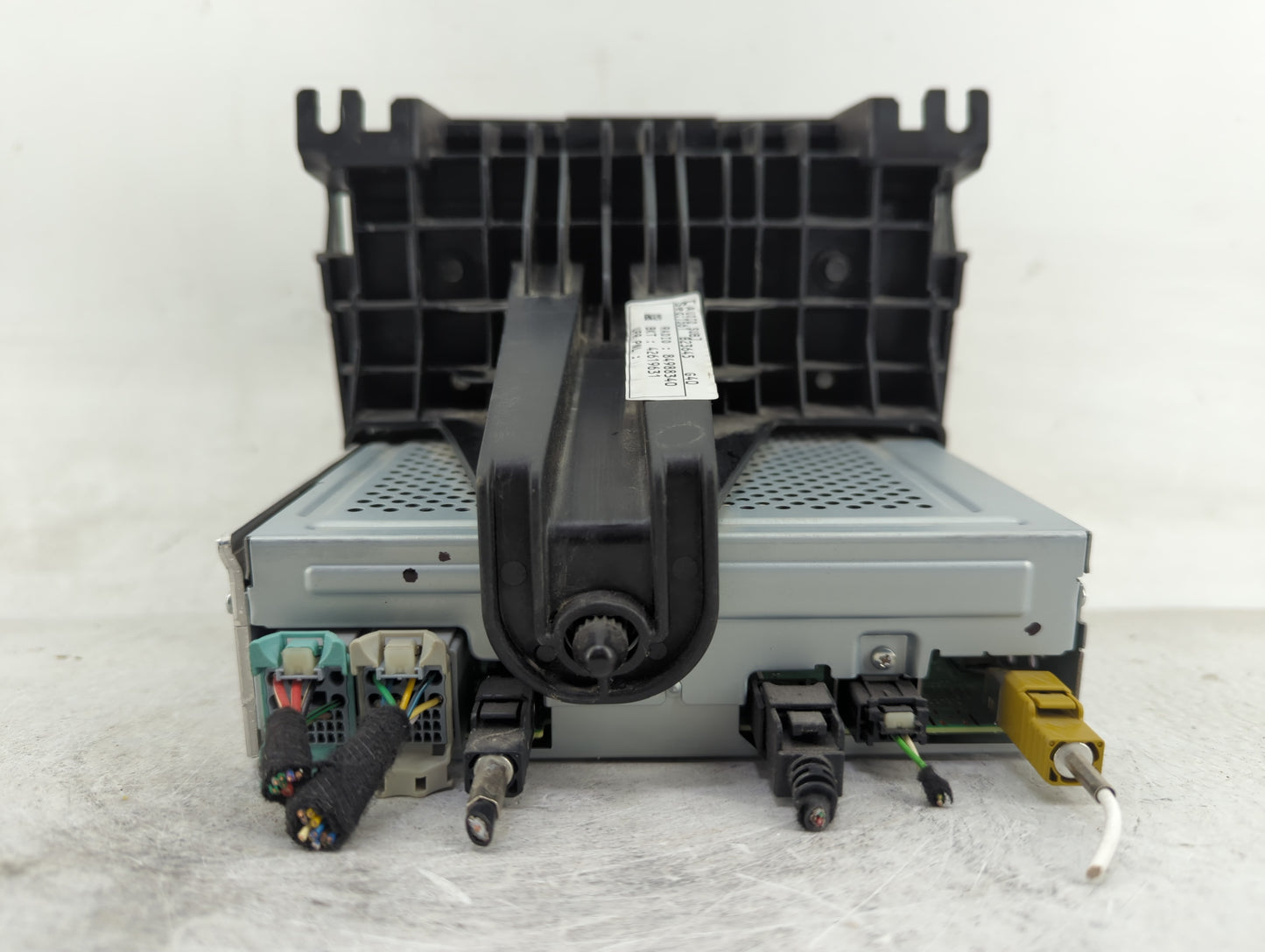 2021 Buick Encore Radio AM FM Cd Player Receiver Replacement P/N:84988340 Fits OEM Used Auto Parts - Oemusedautoparts1.com